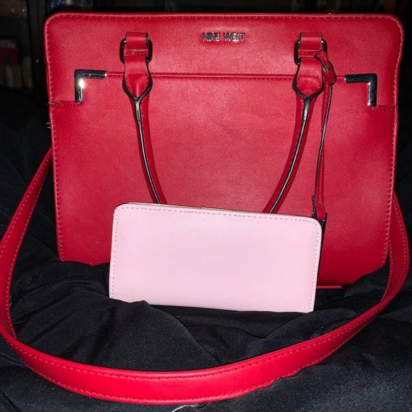 nine west purse - Picture 2 of 7